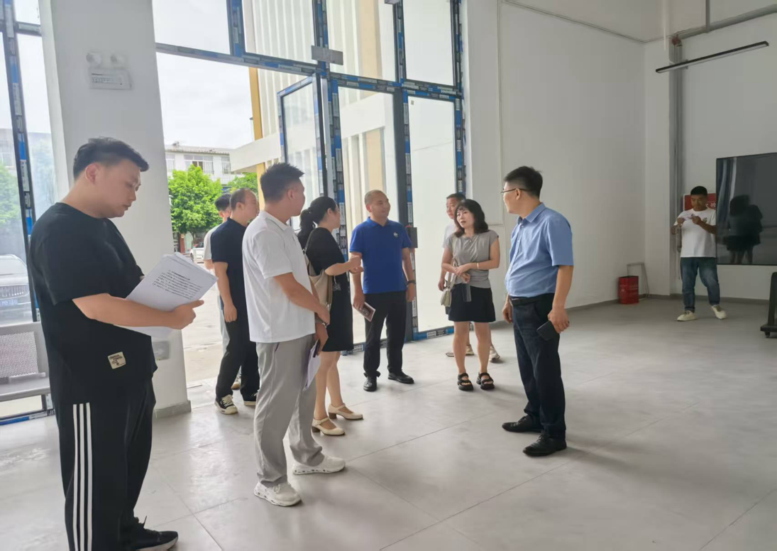 长宁职校与长宁云扁担供销合作有限公司产教融合交流会