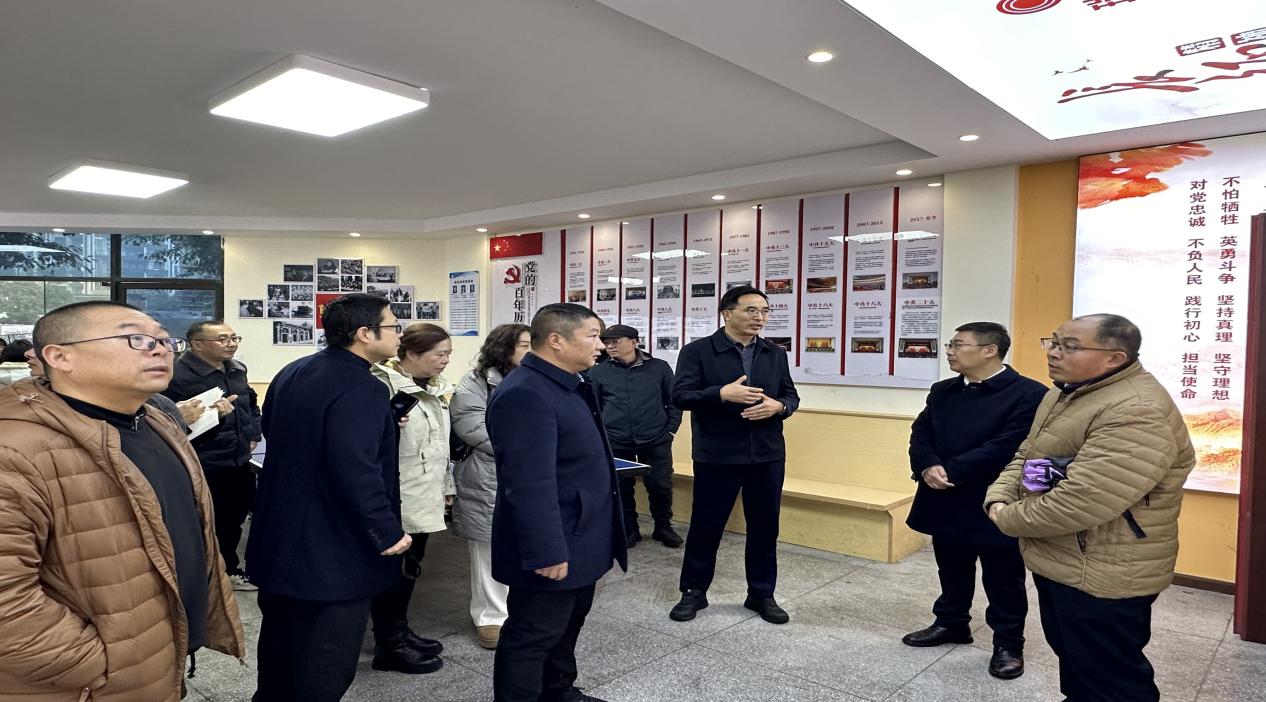 凉山州教育体育局一行莅临长宁职校开展9+3民族教育专项调研