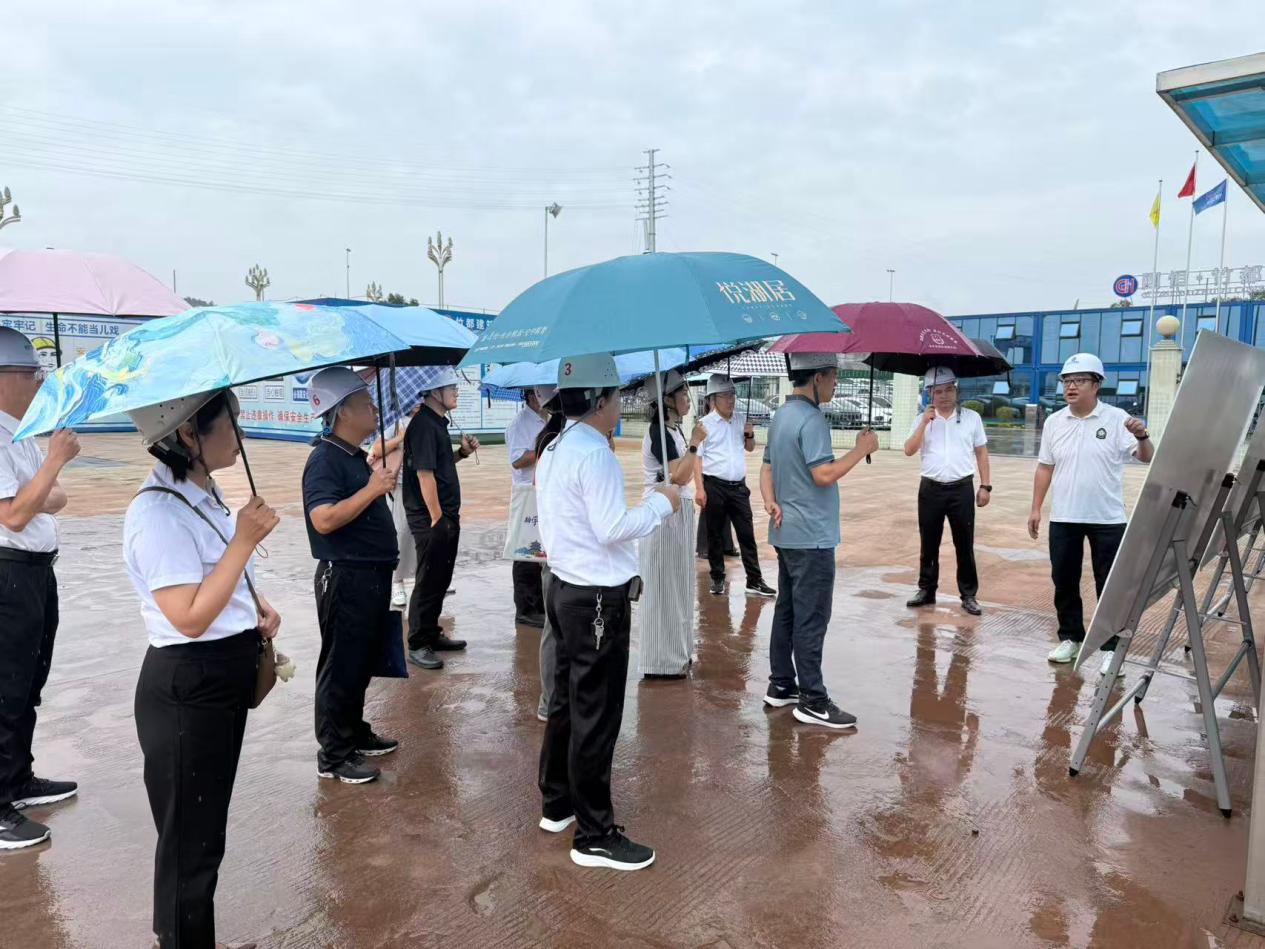 四川省长宁县职业技术学校 迎接县教体局管理综合督导评估工作